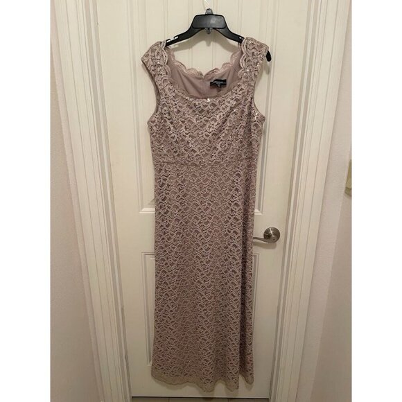 R&M Richards Petite 14P Lace Sequin Dress - Taupe Sleeveless Made In‎ USA - Picture 1 of 16